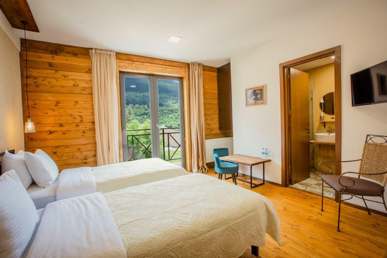 Chalet Mestia Eksteriør billede